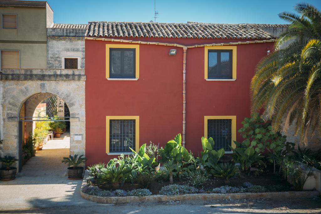 Hotel Baglio Catalano Custonaci Bagian luar foto